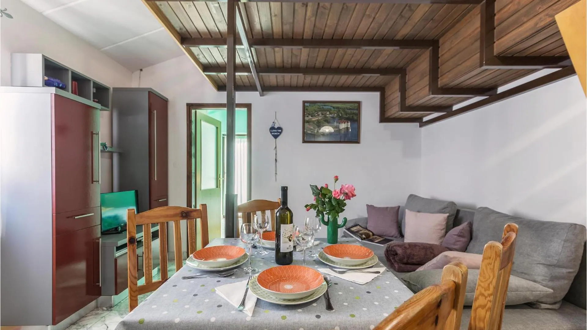 Amazing Apartment In Barbariga With Kitchen Hırvatistan